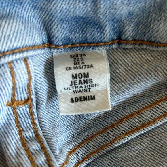 H & M Ultra high waist light wash button fly mom‎ jeans size 6 - Picture 6 of 10